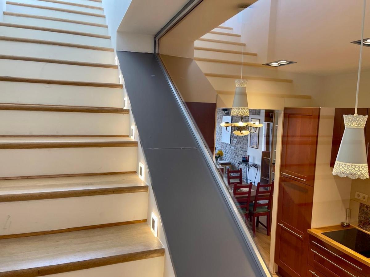Penthouse W Private Rooftop And Free Parking Budapest Exterior photo